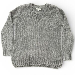 Orvis Men's Charcoal V-Neck Sweater
